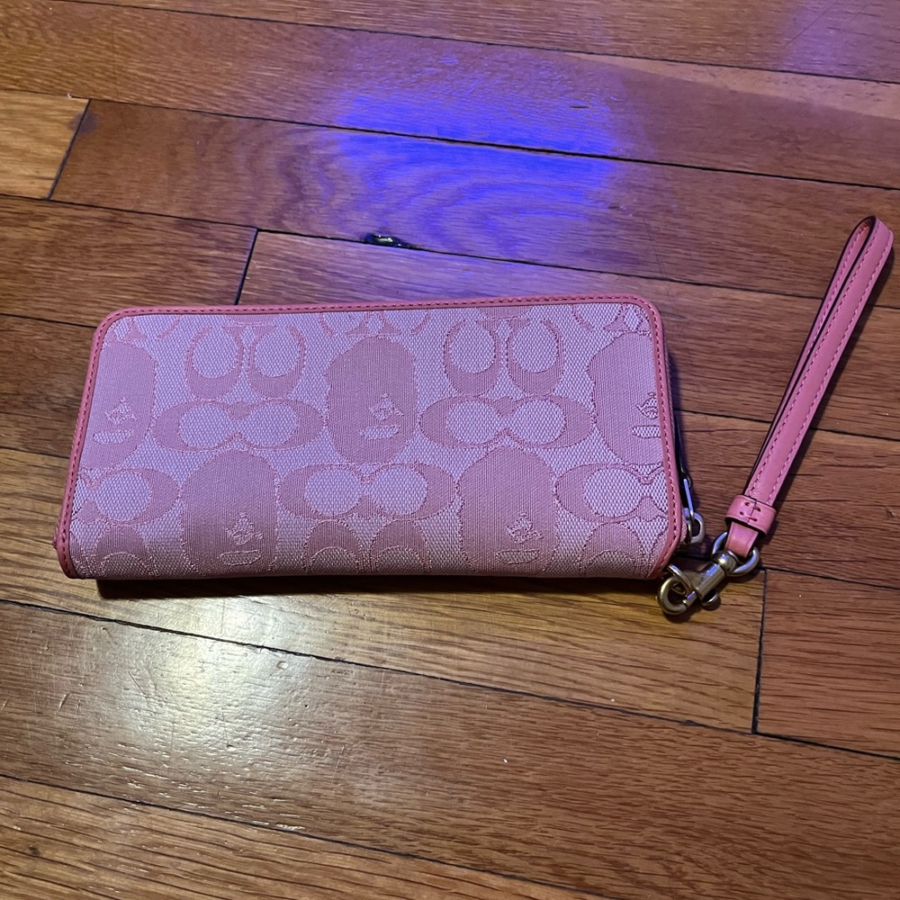 Autenticated COACH X BAPE CONTINENTIAL WALLET